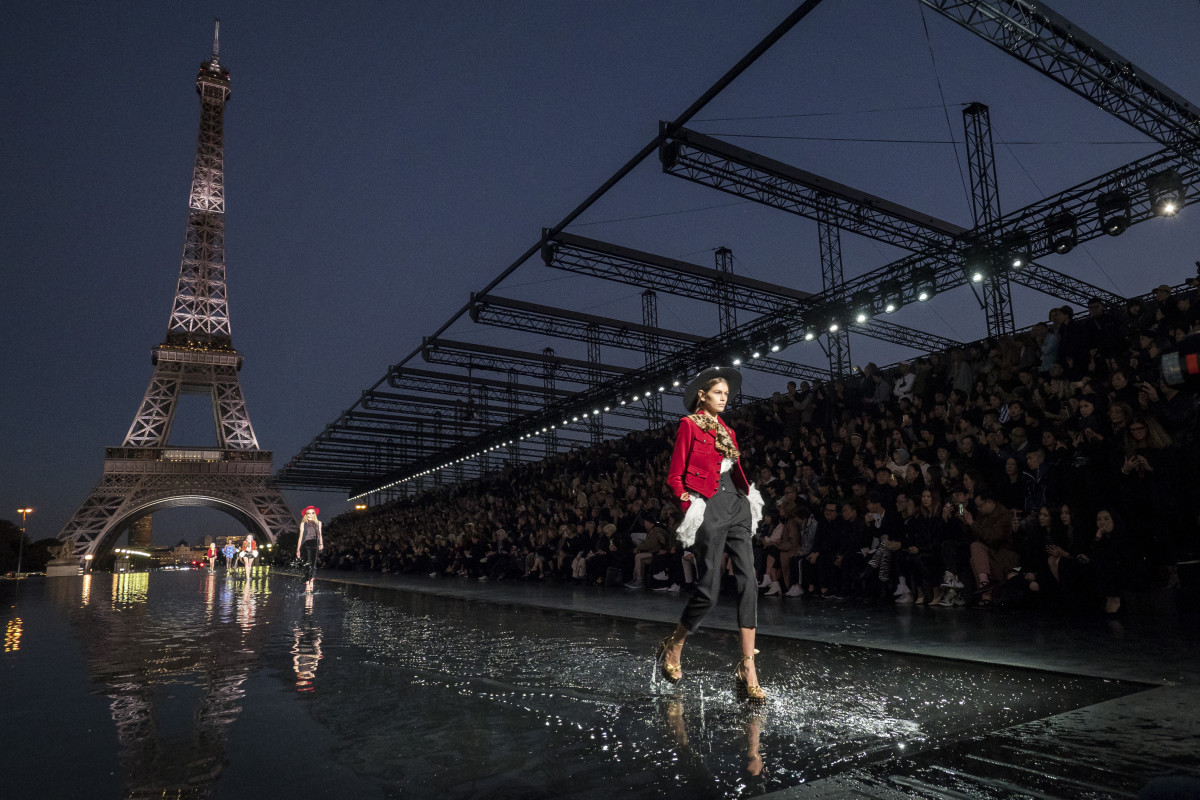 9 Times Fashion Showed Its Love for the Eiffel Tower