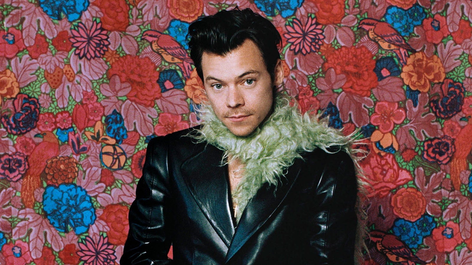 Images of the Week: From Versace’s Pride Collection to Harry Styles’s Beauty Line