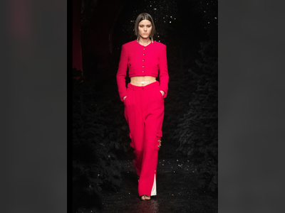 How to Style Runway-Inspired Wide-Leg Pants