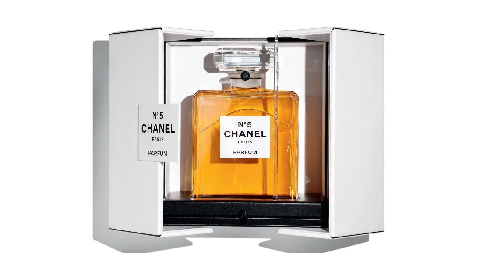 This Is The Largest Chanel Perfume N 5 Bottle Ever Produced Global 